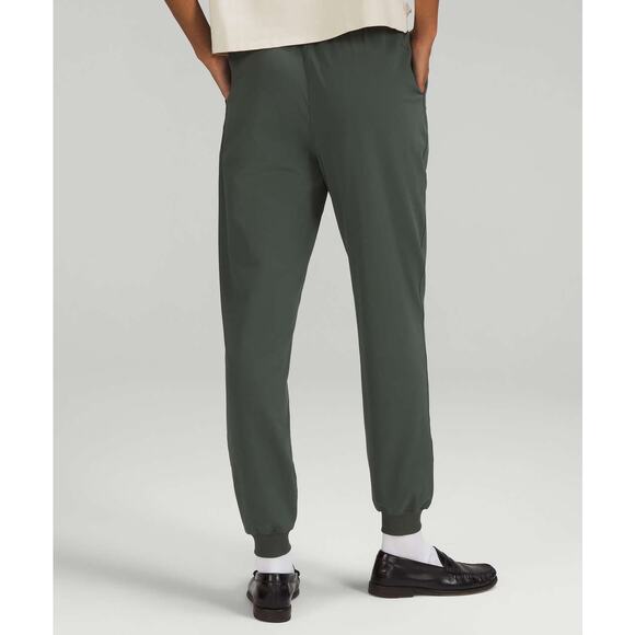 Lululemon Stretch High-Rise Jogger *Full Length - Picture 14 of 16